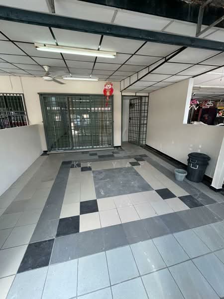 2-storey Terraced House for Sale in Taman Universiti Indah (Seri Kembangan) - KK Yap - Entrance - PropertyGuru.com.my