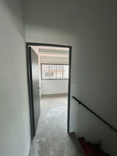 2-storey Terraced House for Sale in Taman Universiti Indah (Seri Kembangan) - KK Yap - Interior - PropertyGuru.com.my