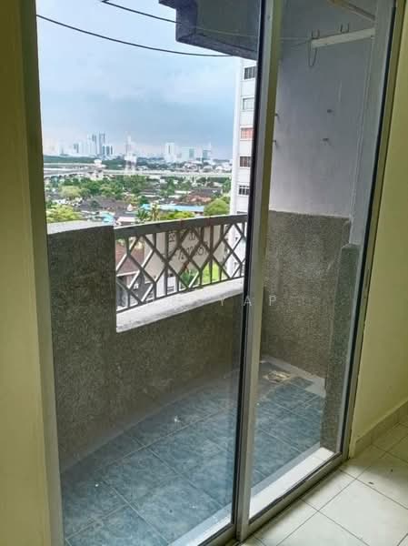 Apartment for Rent at Bayu Puteri 2 - Sun Yap - Balcony - PropertyGuru.com.my