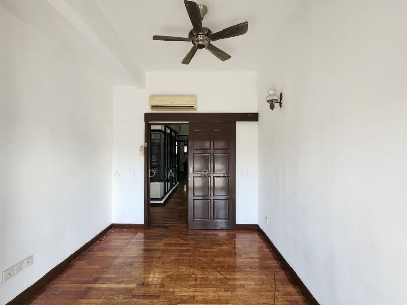 Rumah Teres 2 Tingkat untuk Dijual di Bukit Jelutong (Shah Alam) - Aida Ramli - Interior - PropertyGuru.com.my