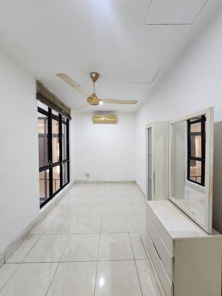 Rumah Teres 2 Tingkat untuk Dijual di Bukit Jelutong (Shah Alam) - Aida Ramli - Interior - PropertyGuru.com.my