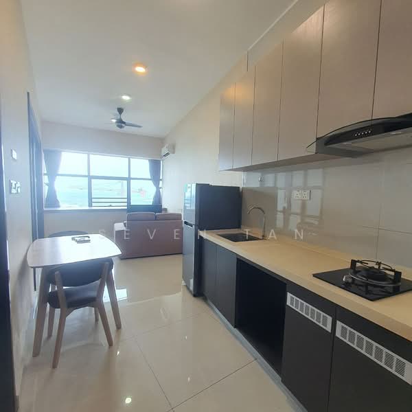 Condominium for Rent at Amberside @ Country Garden Danga Bay - Seven Tan - Kitchen - PropertyGuru.com.my