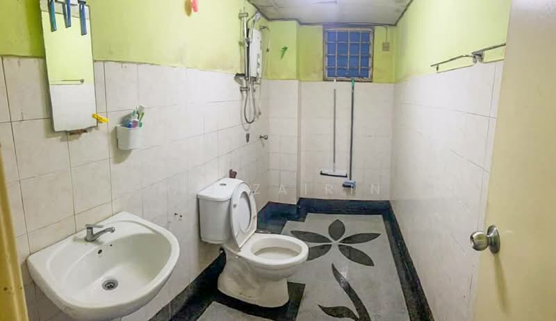 Apartment for Sale at Pesona Villa - M.J Zairin - Bathroom - PropertyGuru.com.my