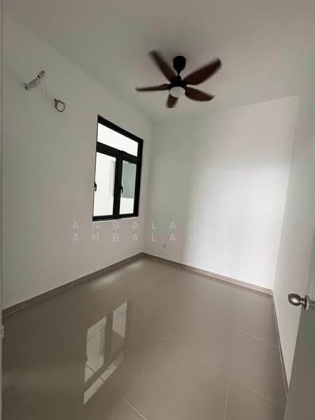 Servis Apartment untuk Dijual di Serviced Residence @ The Louvre @ Country Heights - Anbalagee Anbalagee - Interior - PropertyGuru.com.my