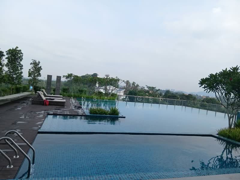 Servis Apartment untuk Dijual di Serviced Residence @ The Louvre @ Country Heights - Anbalagee Anbalagee - Pool - PropertyGuru.com.my