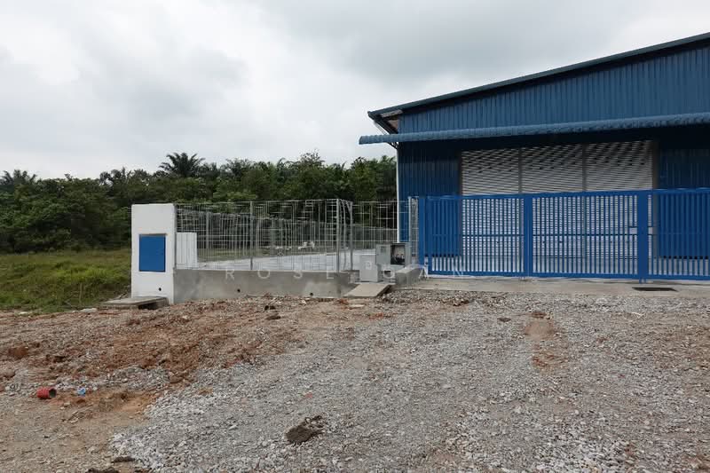 Semi-D Factory for Rent in Kuala Sawah (Rantau) - Rose Gan - Exterior - PropertyGuru.com.my