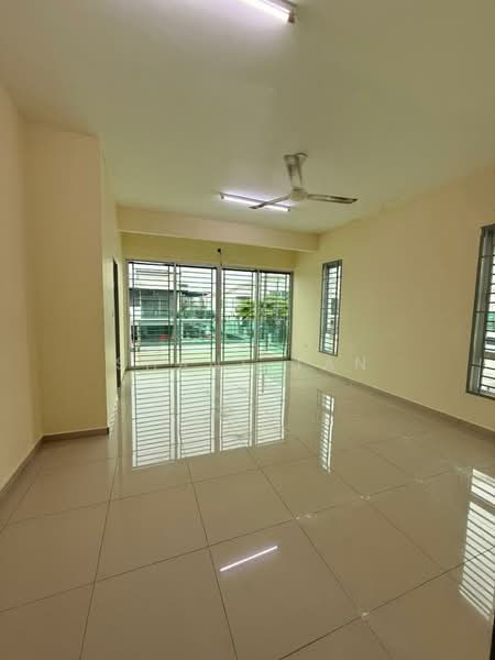 Terraced House for Sale in Bandar Sri Sendayan (Negeri Sembilan) - Shane Tan - Living Room - PropertyGuru.com.my