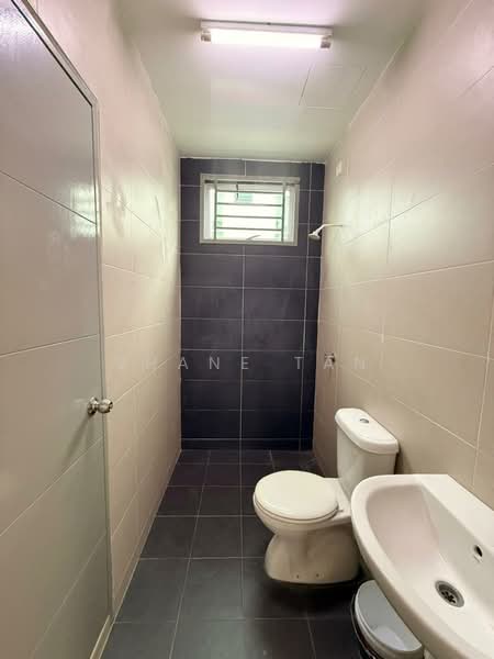 Terraced House for Sale in Bandar Sri Sendayan (Negeri Sembilan) - Shane Tan - Bathroom - PropertyGuru.com.my