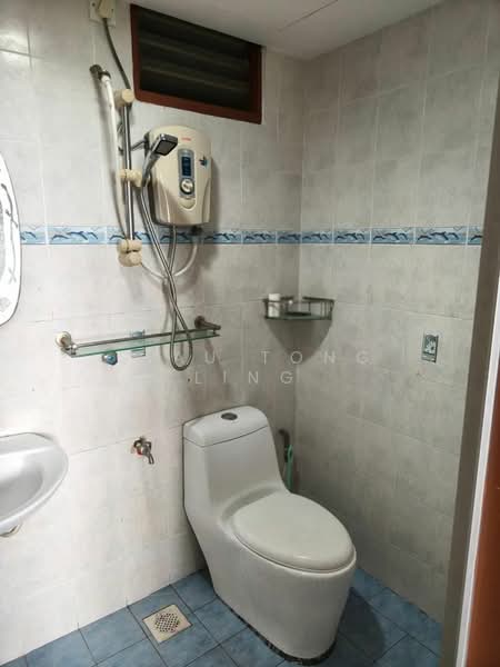 Apartment for Sale at Villa Krystal @ Bandar Selesa Jaya - Siau Tong Ling - Bathroom - PropertyGuru.com.my