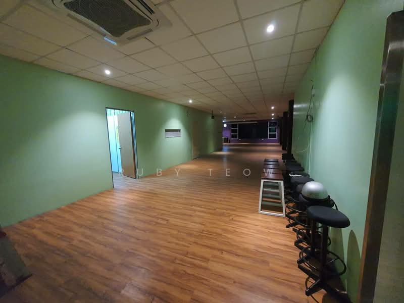Shop for Rent in Bandar Seri Alam (Masai) - Ruby Teow - Interior - PropertyGuru.com.my