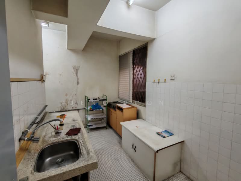 Apartment for Sale at Kuchai Entrepreneurs Park Apartment - Jeno Poon - Kitchen - PropertyGuru.com.my