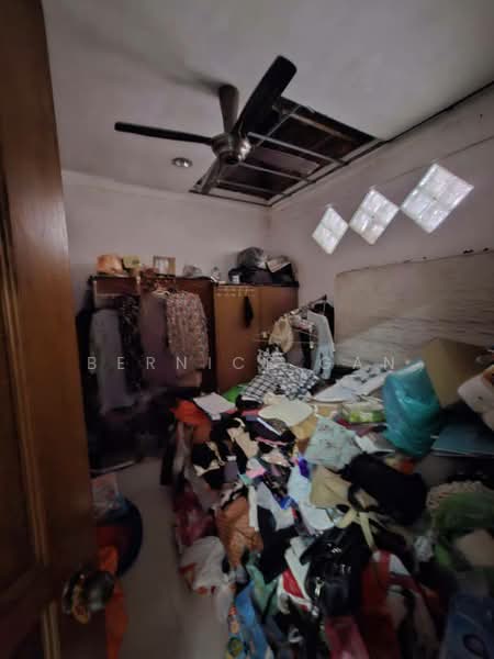 1-storey Terraced House for Sale in Taman Ungku Tun Aminah (Skudai) - Bernice Gan - Bedroom - PropertyGuru.com.my