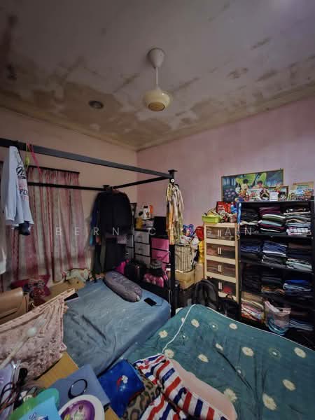 1-storey Terraced House for Sale in Taman Ungku Tun Aminah (Skudai) - Bernice Gan - Bedroom - PropertyGuru.com.my