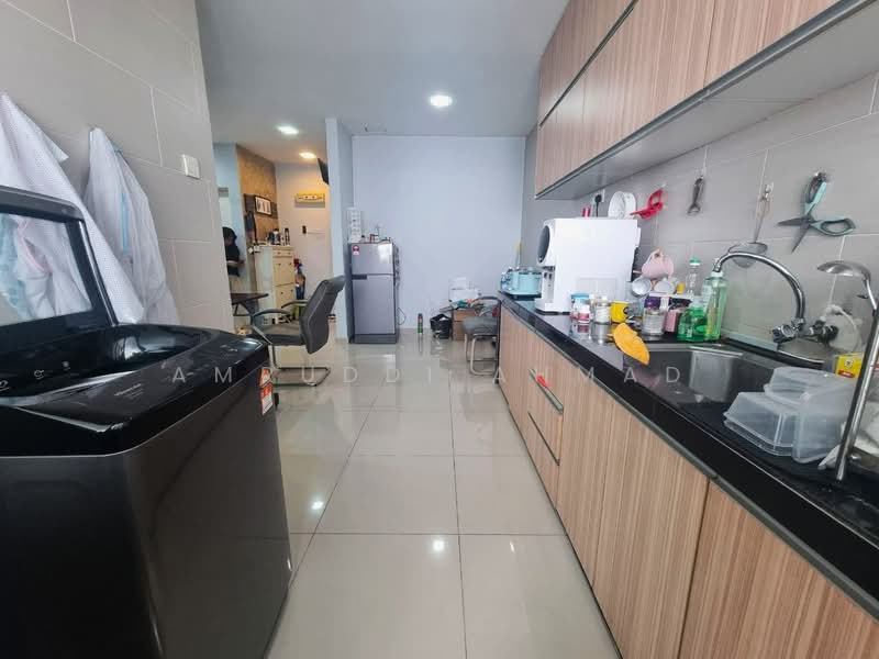 Kondominium untuk Disewa di Astana Lumayan - Amruddi Ahmad - Kitchen - PropertyGuru.com.my