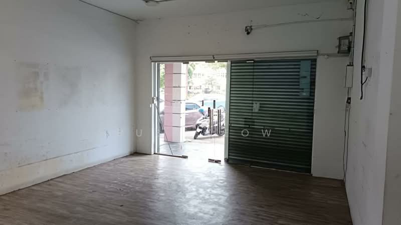 Shop for Rent in Taman Nusa Bestari (Iskandar Puteri (Nusajaya)) - Ruby Teow - Entrance - PropertyGuru.com.my