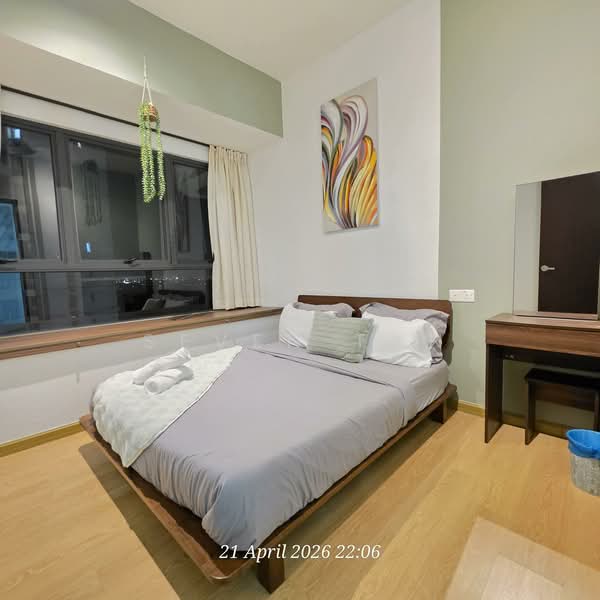 Condominium for Sale at Royal Strand @ Country Garden Danga Bay - Seven Tan - Bedroom - PropertyGuru.com.my