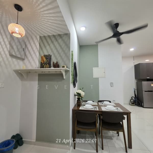 Condominium for Sale at Royal Strand @ Country Garden Danga Bay - Seven Tan - Dining Room - PropertyGuru.com.my