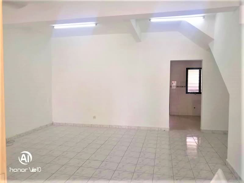 2-storey Terraced House for Sale in Taman Putra Prima (Puchong) - Sky Lee - Interior - PropertyGuru.com.my