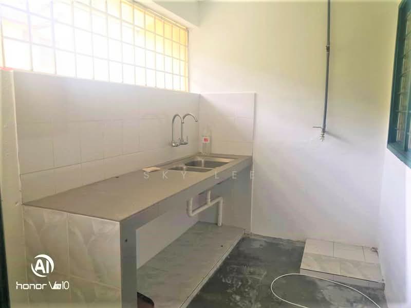 2-storey Terraced House for Sale in Taman Putra Prima (Puchong) - Sky Lee - Kitchen - PropertyGuru.com.my