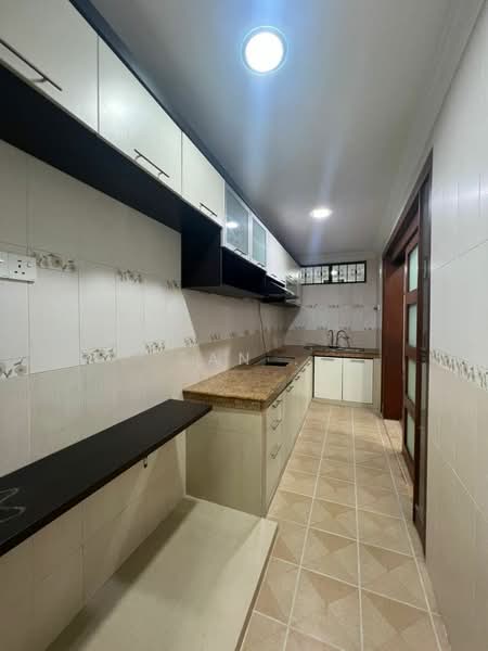 Rumah Berkembar untuk Dijual di Taman Serene (Johor Bahru) - San . - Kitchen - PropertyGuru.com.my