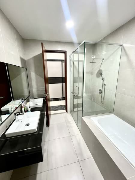2-storey Terraced House for Rent in Nusa Sentral (Iskandar Puteri (Nusajaya)) - Olivia Ching - Bathroom - PropertyGuru.com.my