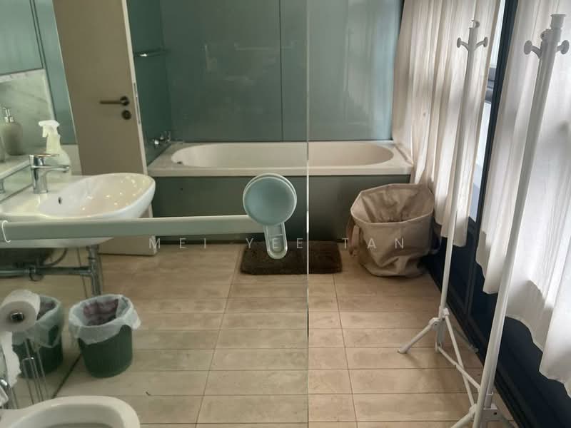 Condominium for Rent at Condominium @ The Troika - Mei Yee Tan - Bathroom - PropertyGuru.com.my