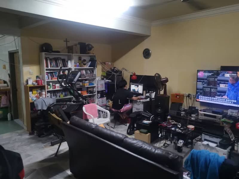 2-storey Terraced House for Sale in Bandar Mahkota Cheras (Cheras) - ChaoLim . - Living Room - PropertyGuru.com.my