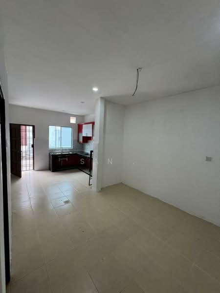 Rumah Teres 2 Tingkat untuk Dijual di Pulai (Johor) - San . - Kitchen - PropertyGuru.com.my