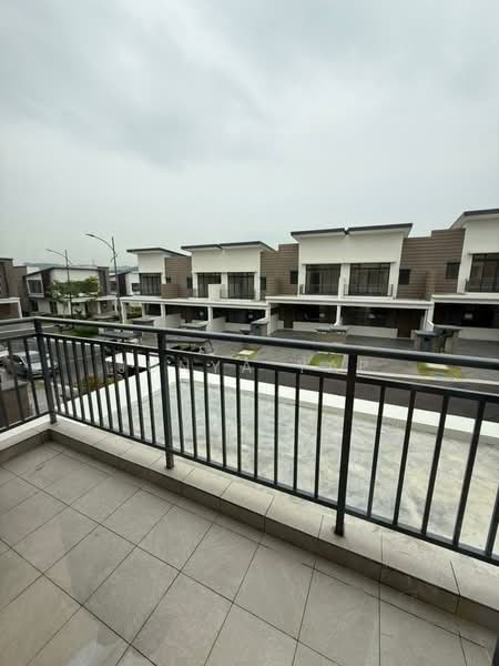Rumah Teres 2 Tingkat untuk Dijual di Diamond City (Semenyih) - Junya Yap - Exterior - PropertyGuru.com.my
