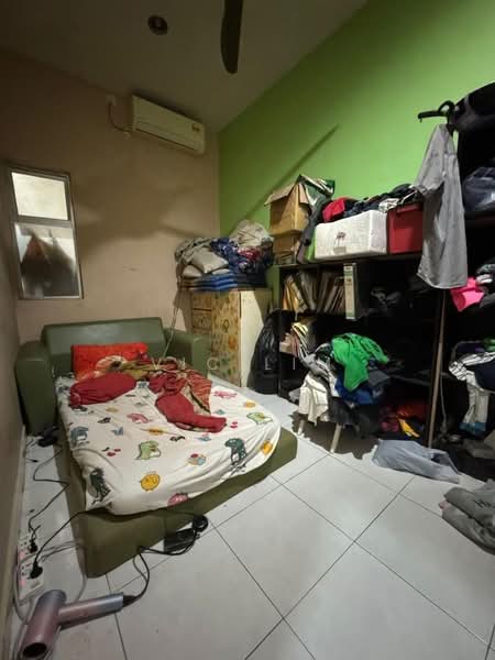 Rumah Teres 2 Tingkat untuk Dijual di Taman JP Perdana (Johor Bahru) - Vic Lim - Bedroom - PropertyGuru.com.my