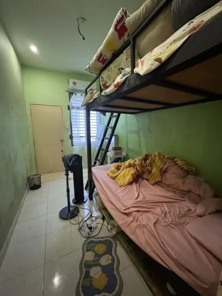 Rumah Teres 2 Tingkat untuk Dijual di Taman JP Perdana (Johor Bahru) - Vic Lim - Bedroom - PropertyGuru.com.my