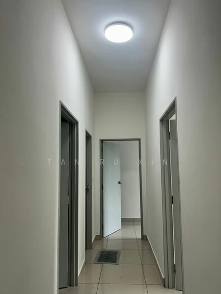 Kondominium untuk Disewa di Residensi Bintang - Tan Ru Xin - Corridor - PropertyGuru.com.my
