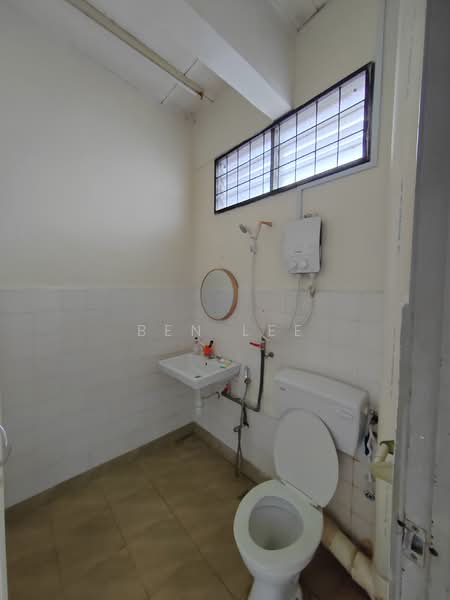 Rumah Teres 2 Tingkat untuk Disewa di Bukit Mertajam (Penang) - Ben Lee - Bathroom - PropertyGuru.com.my