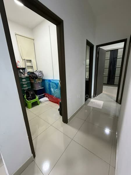 Apartment for Sale at Seri Austin Residence (Pangsapuri Seri Austin) - Zack Chow - Corridor - PropertyGuru.com.my
