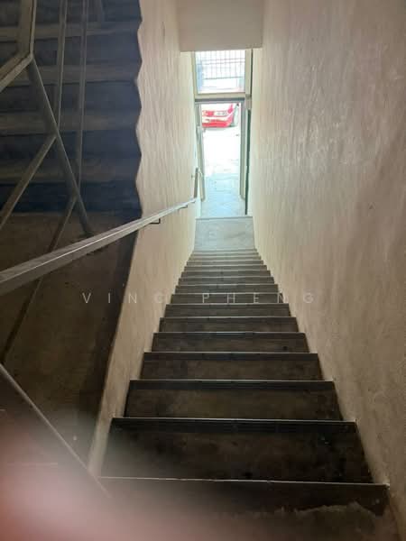Kedai / Pejabat untuk Dijual di Taman Semabok Perdana (Semabok) - Vinc Pheng - Corridor - PropertyGuru.com.my