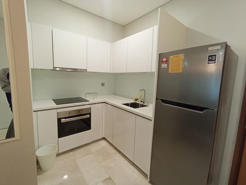 Servis Apartment untuk Disewa di Sky Suites @ KLCC - Sue Tey - Kitchen - PropertyGuru.com.my