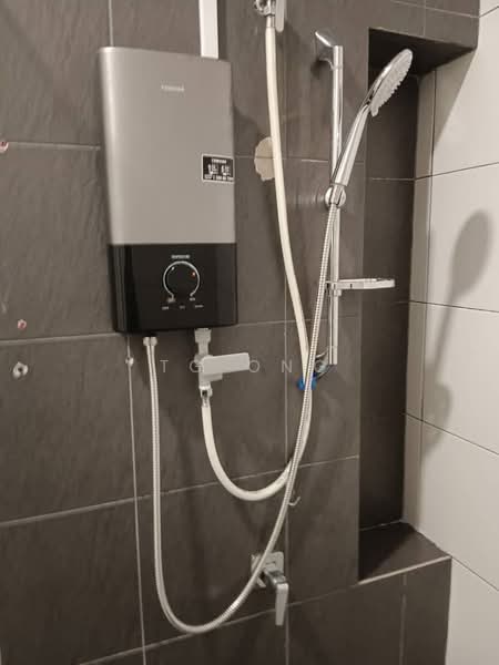 Kondominium untuk Disewa di Evoke Residence - TG Ong - Bathroom - PropertyGuru.com.my