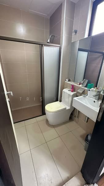 Semi-Detached House for Sale in Rawang (Selangor) - Tris Jong - Bathroom - PropertyGuru.com.my