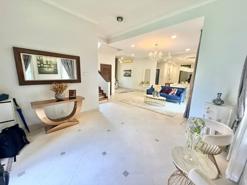 Bungalow for Sale in Seksyen 27 (Shah Alam) - Zul Hasif - Living Room - PropertyGuru.com.my