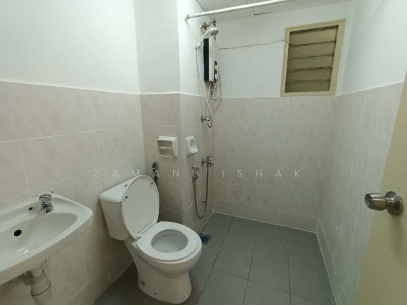 Pangsapuri untuk Dijual di SD Tiara Apartment - Zamani Ishak - PropertyGuru.com.my