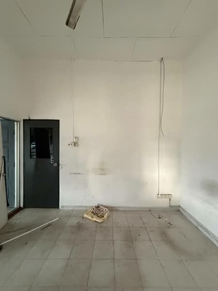 Commercial Bungalow for Rent in Taman Melodies (Johor Bahru) - Edwin Toh - Interior - PropertyGuru.com.my