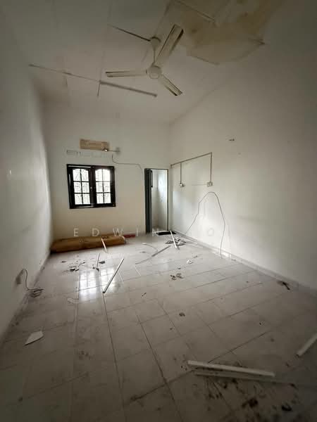 Commercial Bungalow for Rent in Taman Melodies (Johor Bahru) - Edwin Toh - Interior - PropertyGuru.com.my