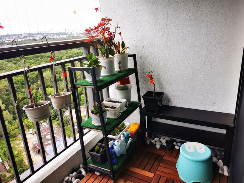 Service Residence for Sale at 8Scape Residence @ Sutera - Jennifer Ng - Balcony - PropertyGuru.com.my