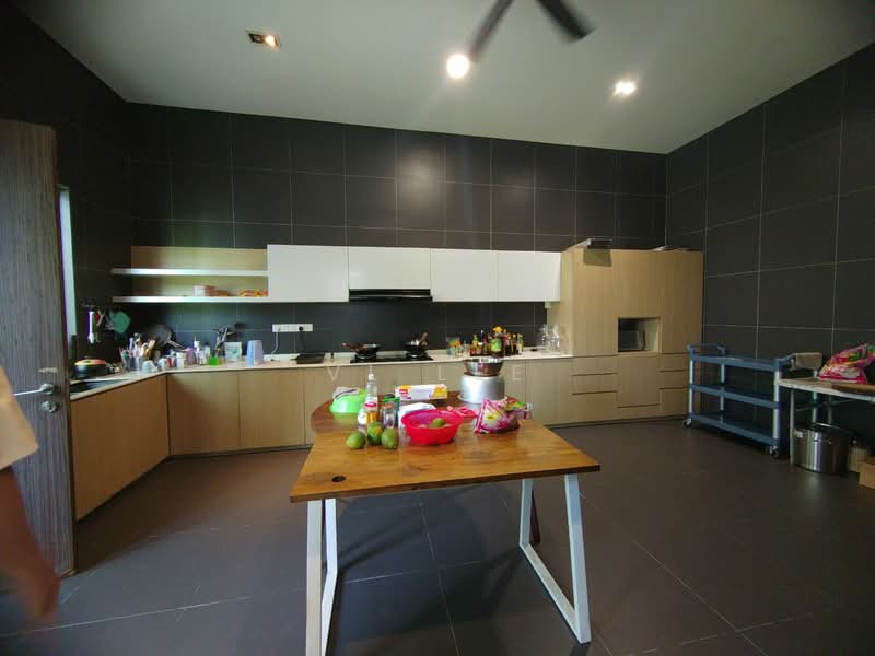 Rumah Banglo untuk Dijual di Leisure Farm (Gelang Patah) - VL Lee - Kitchen - PropertyGuru.com.my