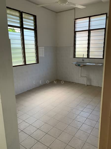 Rumah Berkembar untuk Dijual di Balik Pulau (Penang) - Leong . - Kitchen - PropertyGuru.com.my