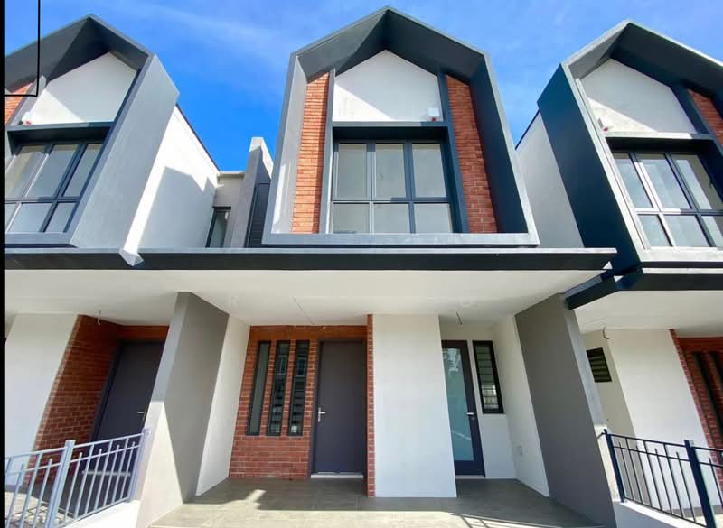 2-storey Terraced House for Sale in Elmina (Shah Alam) - Ryan Soo - Exterior - PropertyGuru.com.my