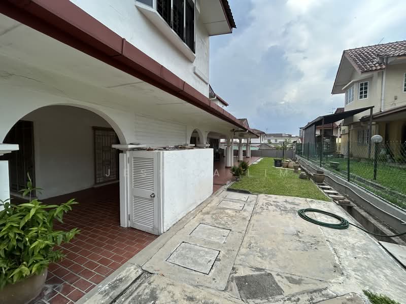 Rumah Berkembar untuk Dijual di SS5 (Petaling Jaya) - Jessica Lim - Exterior - PropertyGuru.com.my