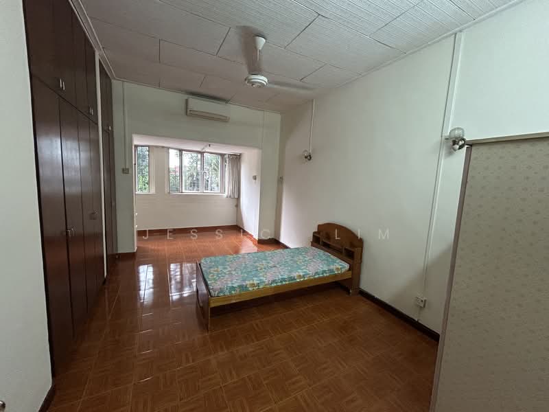 Rumah Berkembar untuk Dijual di SS5 (Petaling Jaya) - Jessica Lim - Bedroom - PropertyGuru.com.my