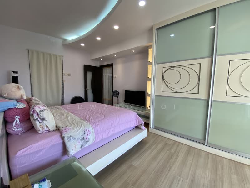 Condominium for Rent at Gold Coast Resort Condominium - Edward Ooi - Bedroom - PropertyGuru.com.my