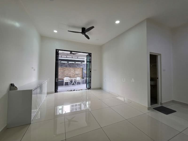 Semi-Detached House for Sale in Taman Sri Intan (Johor Bahru) - Fennie Chua - Living Room - PropertyGuru.com.my